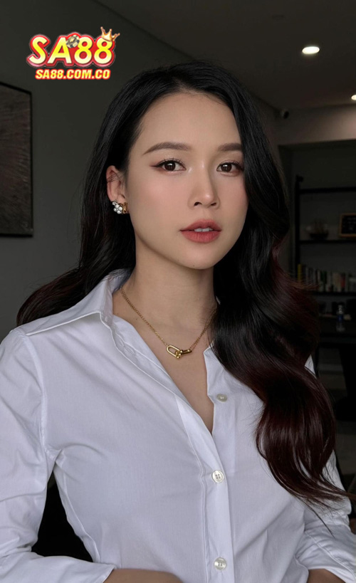 CEO Quỳnh Hương